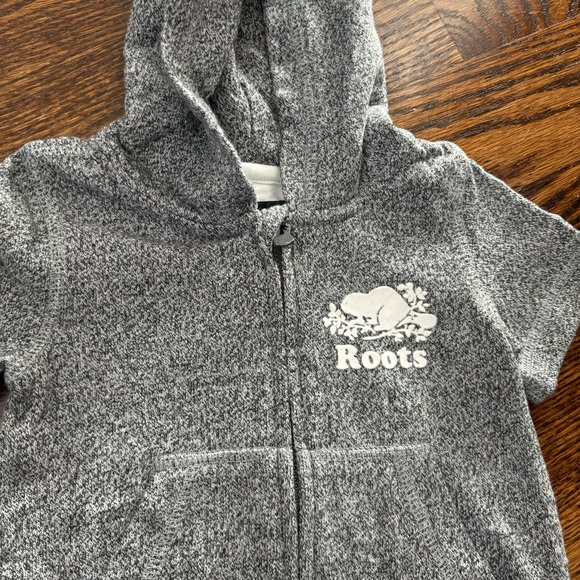 Roots - Baby Onesie 12-18M - Picture 4 of 7